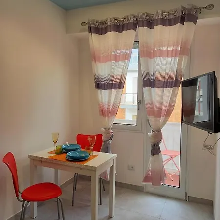 Hotel Freshwater Pirates *