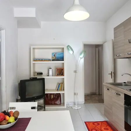 Freshwater Pirates Apartment Gaeta
